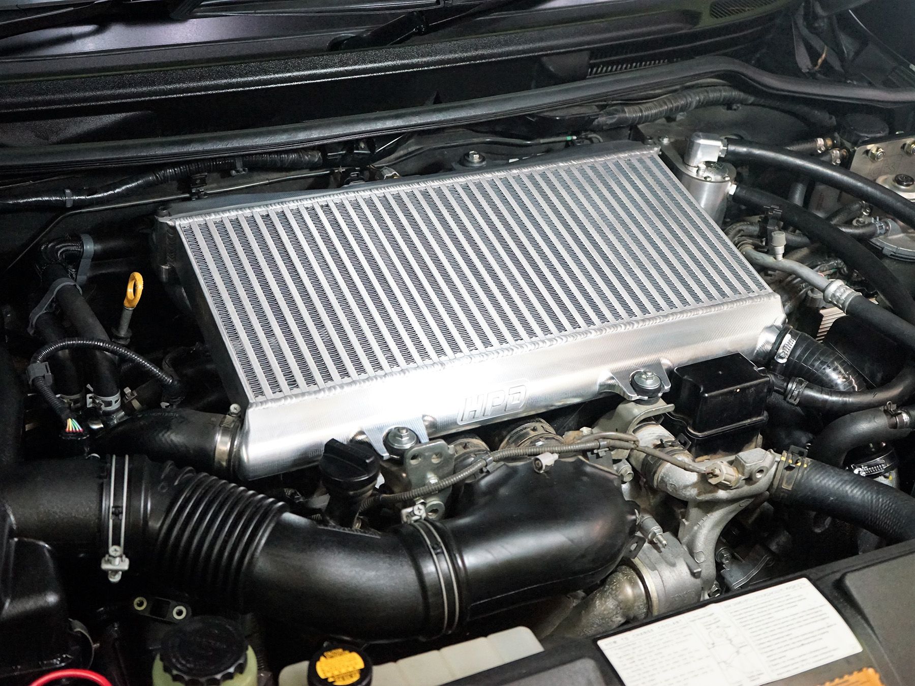 TOYOTA 200 SERIES LANDCRUISER V8 Intercooler