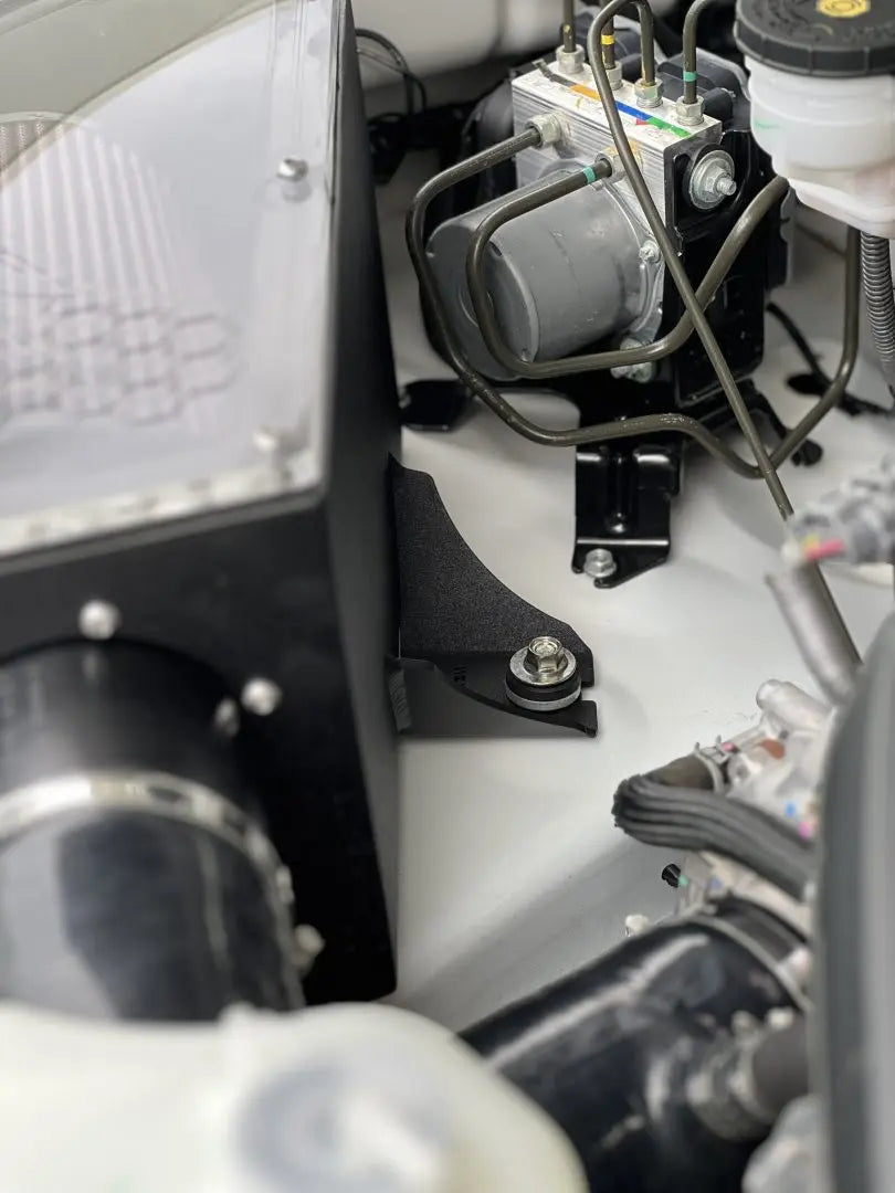 MY20 ON DMax/MY21 ON MUX Airbox